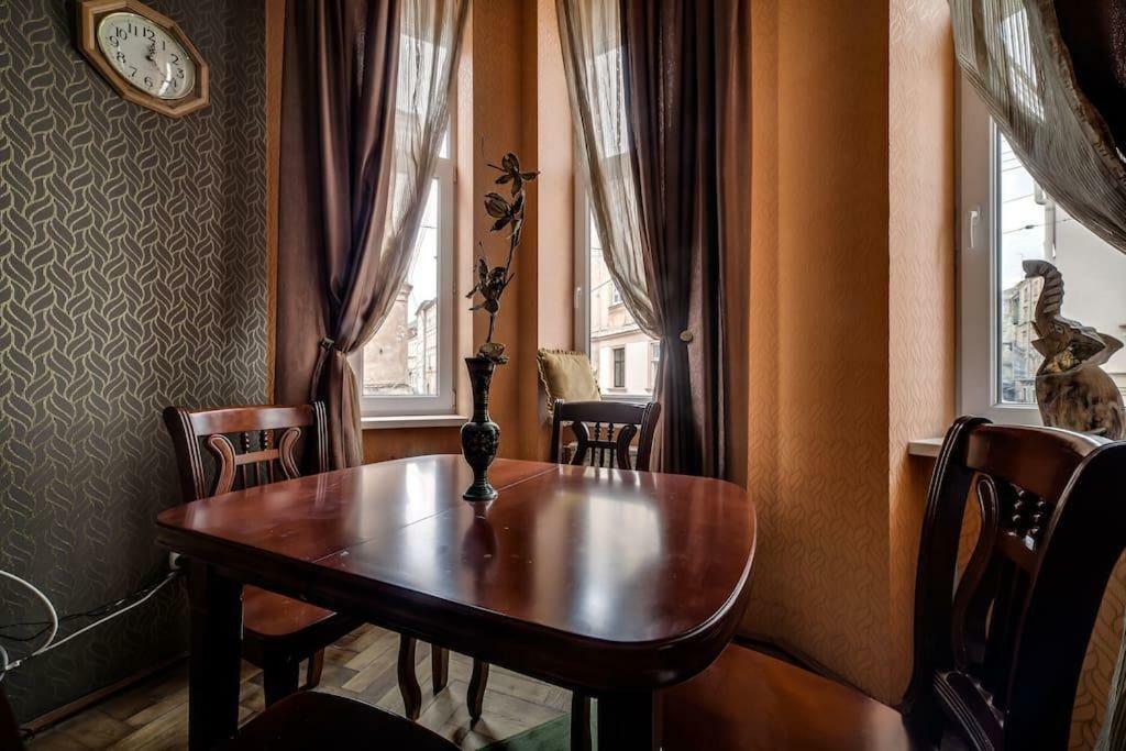 Apartments In The Old City Of Lviv Exterior photo